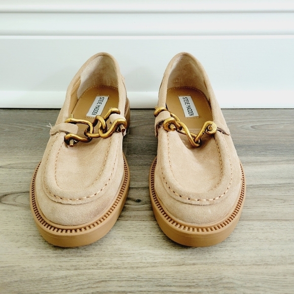 New Steve Madden Brown Loafer - Picture 3 of 6